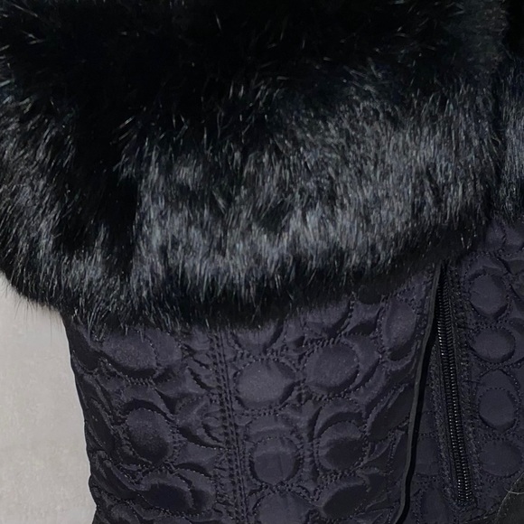 *New*COACH “Talen” | Black Fur Trimmed Snow Boot - sz 8 - Picture 2 of 6